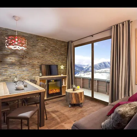 Charming With Pool In Tignes