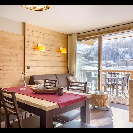 Apartament Charming With Pool In